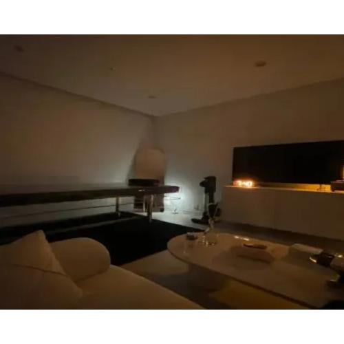 강남 Marriott Swedish 썸네일